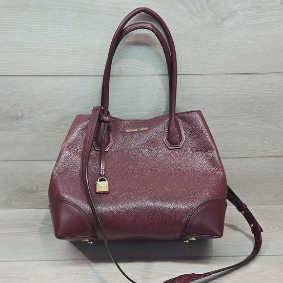 Michael Kors Women Burgundy Leather Tote Bag Crossbody Tote - Picture 1 of 16